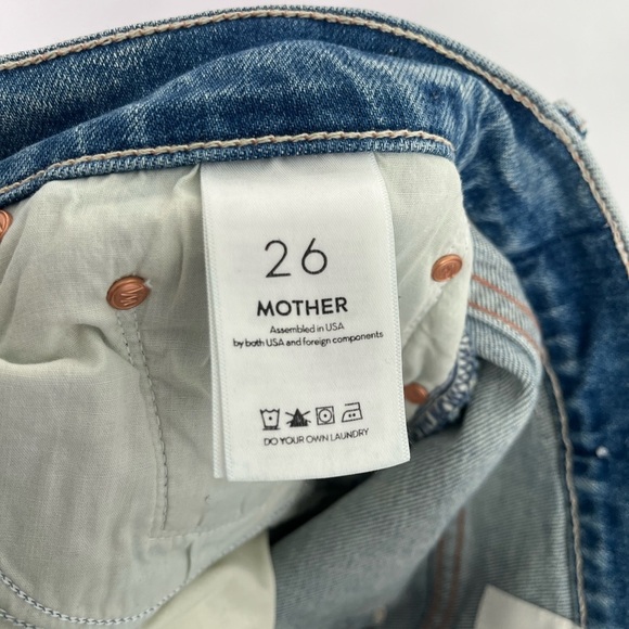 Mother Denim Scrapper Ankle Straight Leg
Jeans in Wicked Wild Calling 26 - Picture 11 of 13